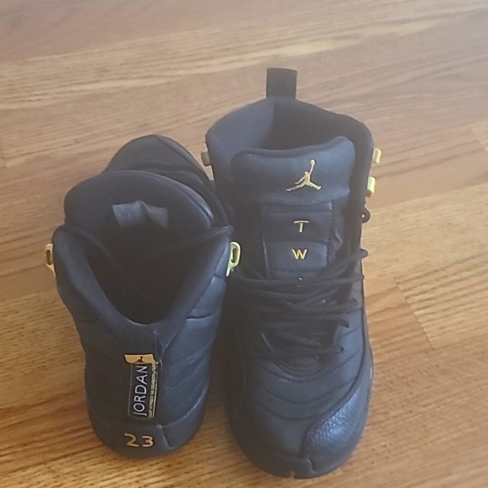 Black Jordans